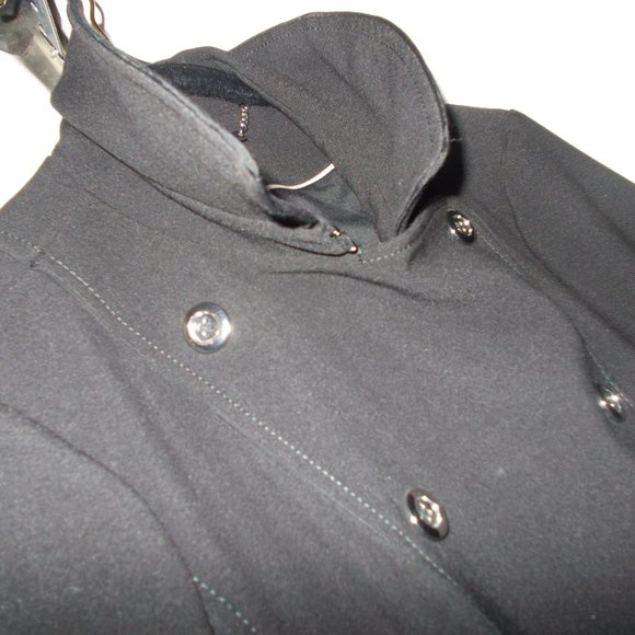 White House Black Market - Picture 7 of 16